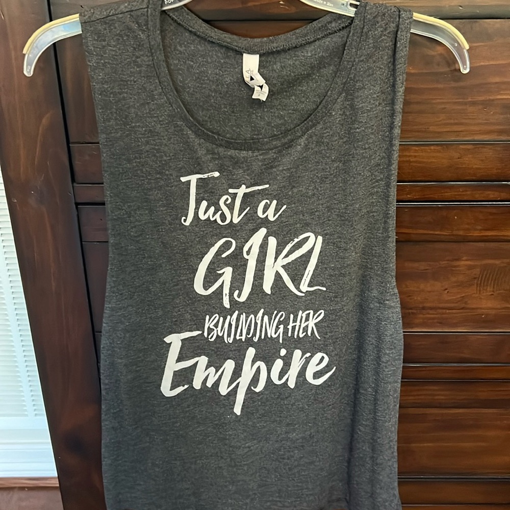4 graphic tank tops